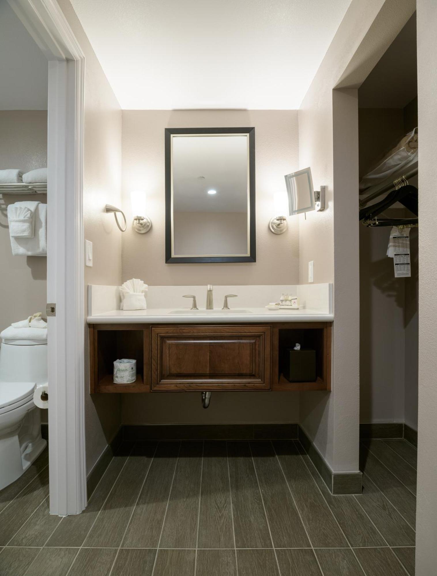 Woodcrest Cupertino 3* Santa Clara