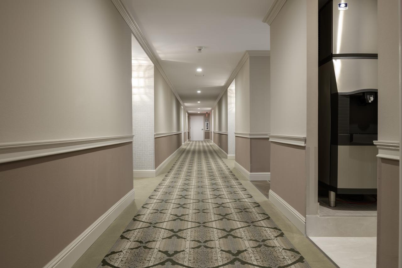 Hotel Woodcrest Cupertino 3*